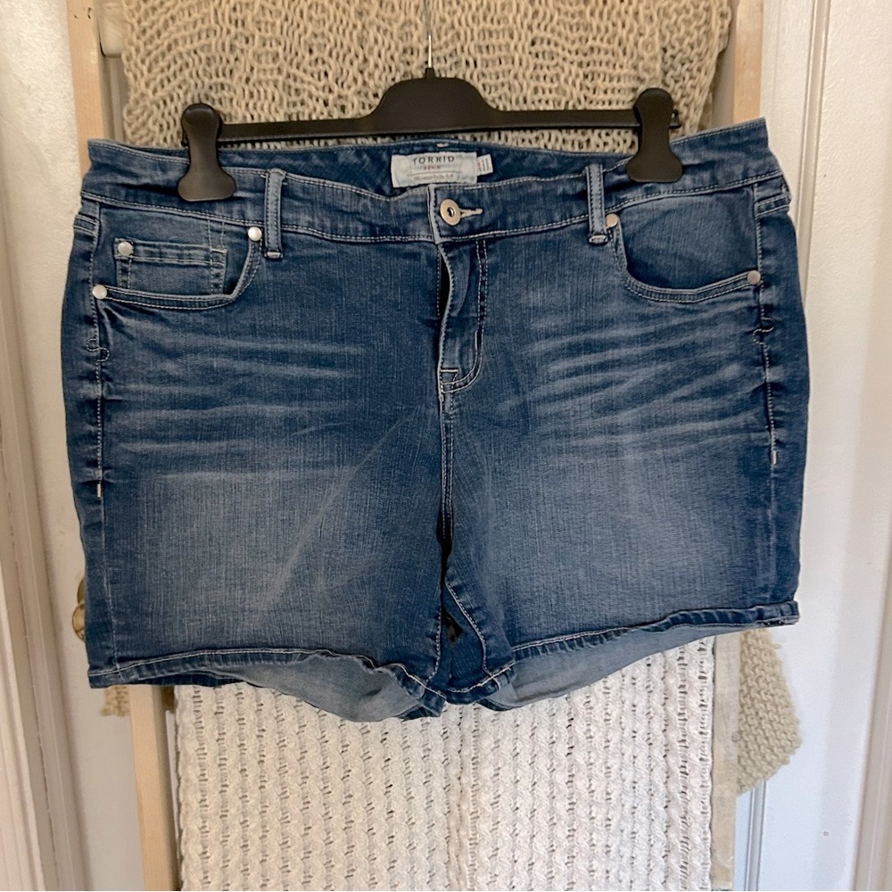 Torrid Jean shorts